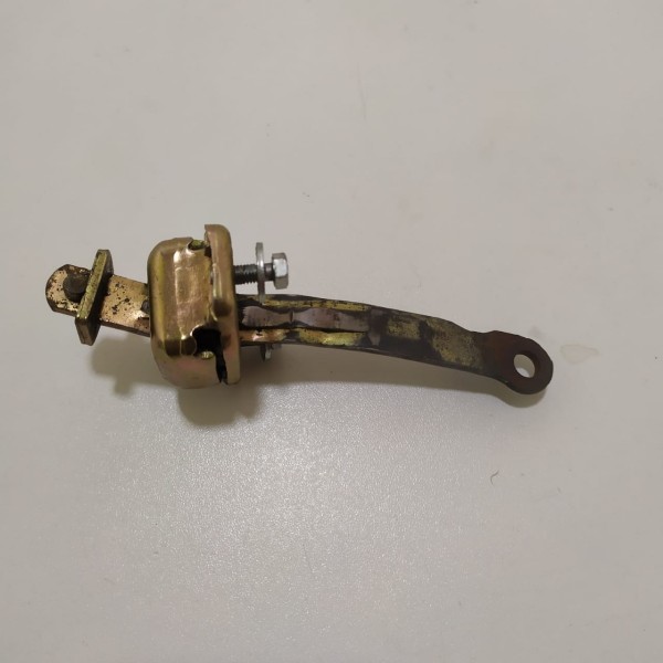 Limitador Porta Dianteira Esq Gm Corsa 2p