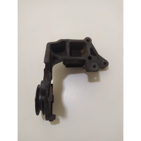 Suporte Bomba Direção Tracker Diesel 2002