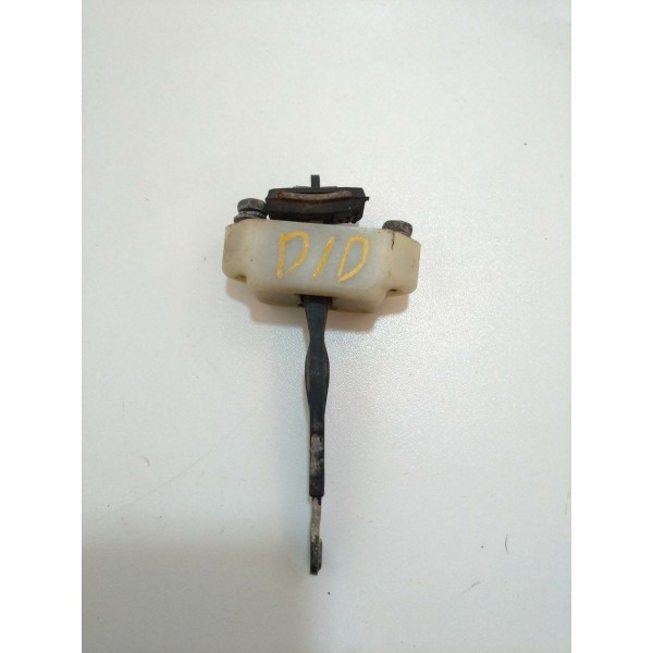 Limitador Porta Dianteira Direita Chevrolet Tracker 2001