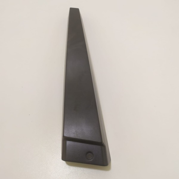 Moldura Externa Central Megane Direito