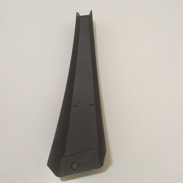 Moldura Externa Central Megane Direito