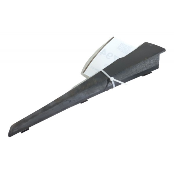 Moldura Lado Direito Churrasqueira Gm Cobalt 2013