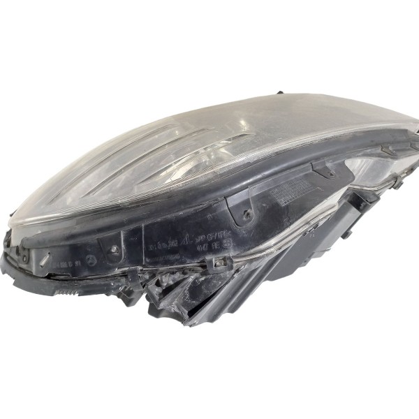 Farol Direito Mercedes C180 2011 Detalhes