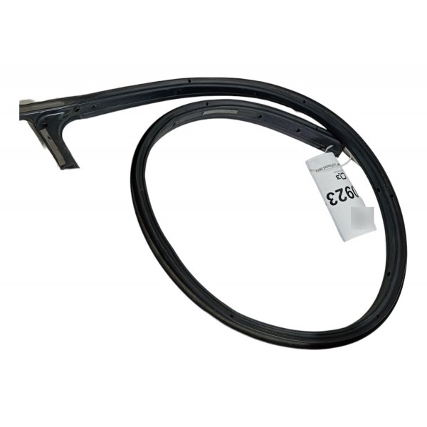 Borracha Acabamento Porta Dianteira Direita Siena 2016 Borracha Acabamento Porta Dianteira Direita Siena 2016