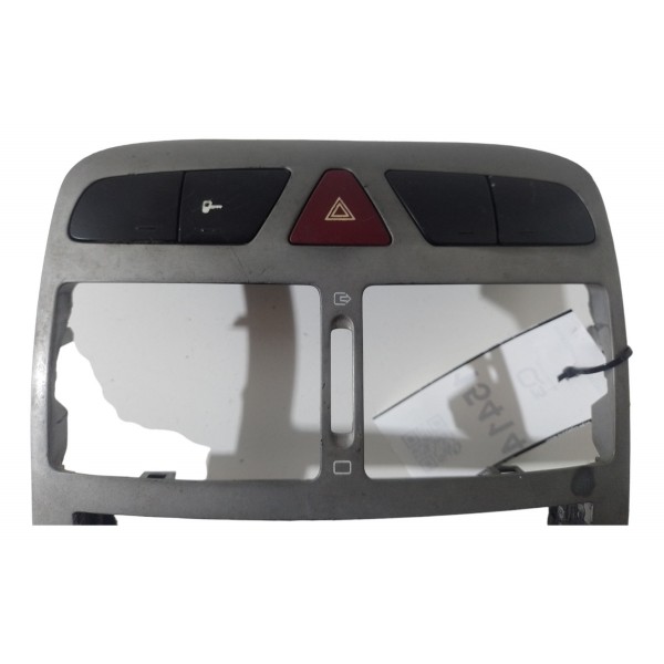 Moldura Painel Central Pisca Alerta Peugeot 307 Sw 2004 2005
