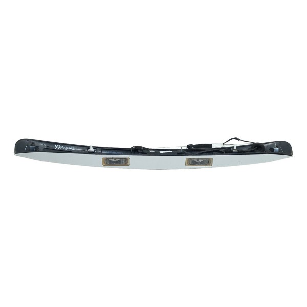 Moldura Aplique Tampa Traseira C/luz Placa Gm Tracker 2016