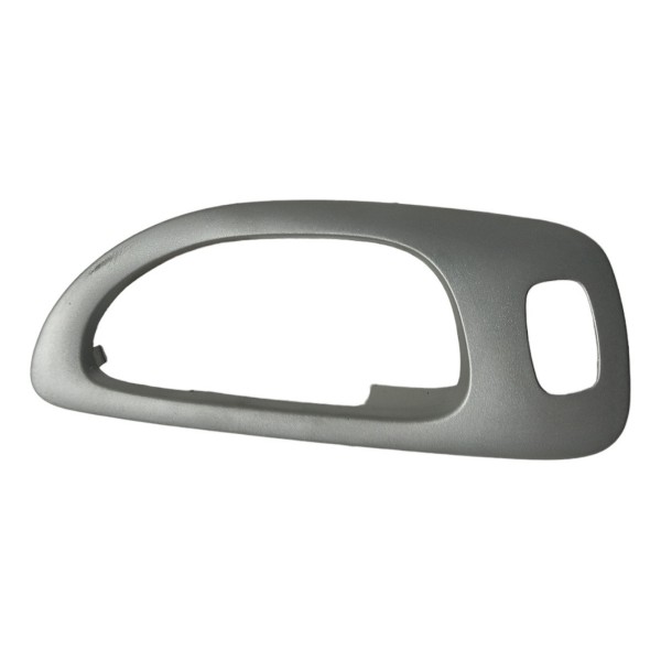 Moldura Maçaneta Int. Traseira Direita Peugeot 307 Sw 2003