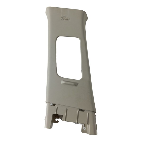 Acabamento Coluna Central Esquerda Mitsubishi Outlander 2015