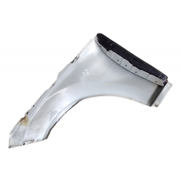 Paralama Dianteiro Direito Mercedes C180 Detalhes