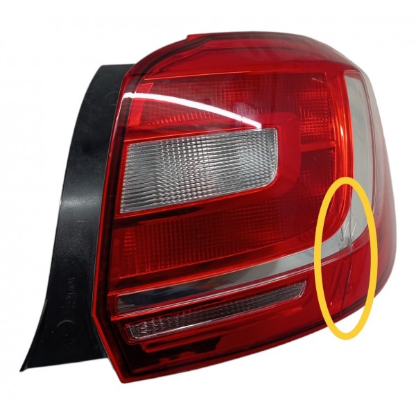 Lanterna Traseira Direita Renault Sandero 2017 2018 Detalhe