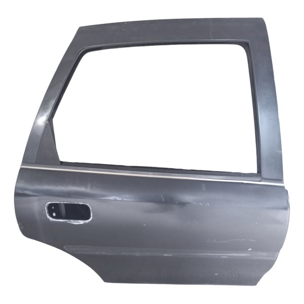 Porta Traseira Direita Chevrolet Vectra Detalhes