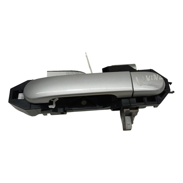 Maçaneta Externa Traseira Esquerda Nissan Livina 2009 2010  Prata Traseira