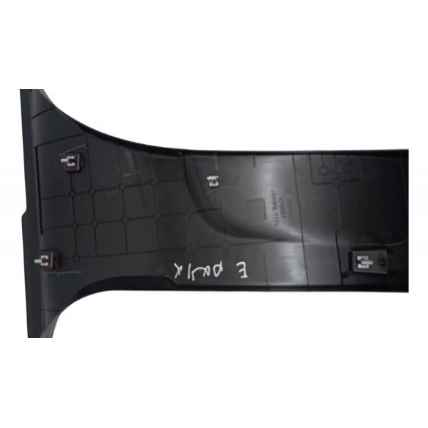 Moldura Coluna Central Esquerda Chevrolet Onix 2013 2014 15