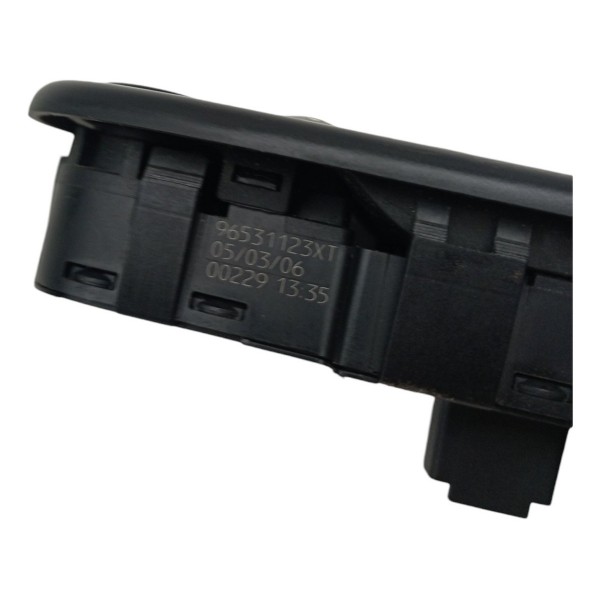 Comando Vidro Eletrico Dianteira Esquerdo Peugeot 307