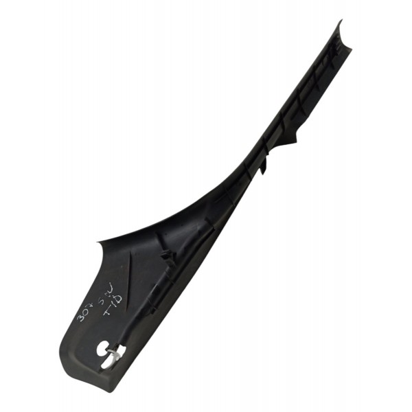 Soleira Porta Tarseira Direita Peugeot 307 Sw 2005 06 07 08