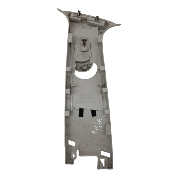 Moldura Acabamento Coluba B Direito Peugeot 307 Sw 2005 06 0