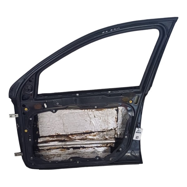 Porta Dianteira Direita Fiat Stilo 2006 Detalhes