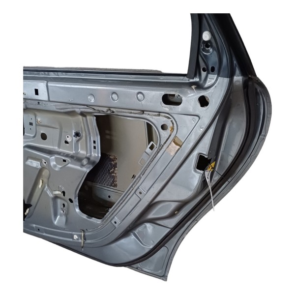 Porta Traseira Direita Citroen C5 2005 Detalhes Traseira Direito Cinza
