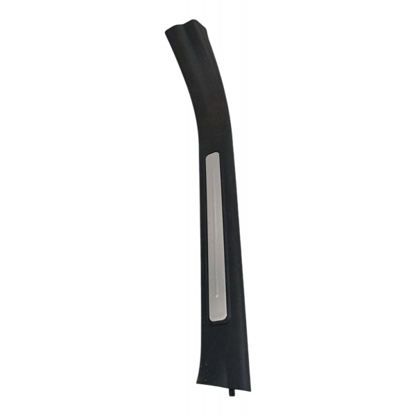 Soleira Porta Traseira Direita Mercedes B180 B200 2008 2009