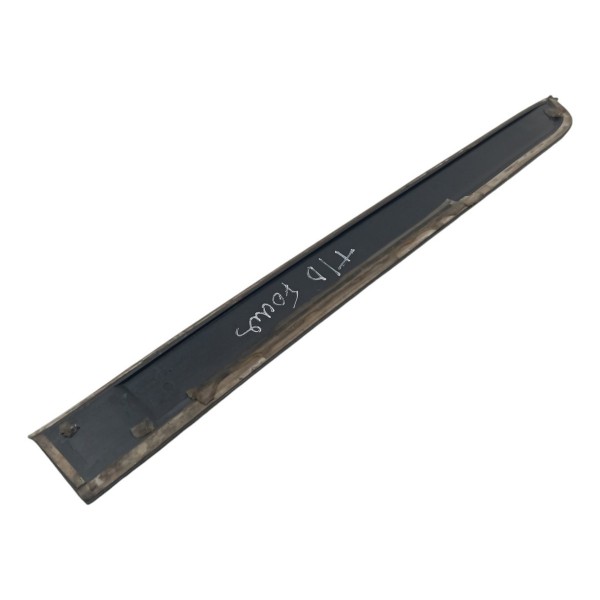 Friso Moldura Porta Traseira Direita Ford Focus Hatch 2008