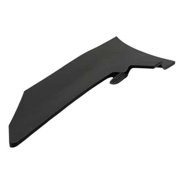 Moldura Lateral Console Direito Gm Tracker 2017 2018 2019 20