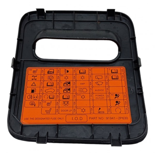 Moldura Tampa Fusivel Painel Kia Sorento 3.5 2011 2012 2013