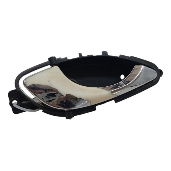 Maçaneta Interna Traseira Esquerda Jac J5 1.5 16v 2012 2013 Preto Traseira