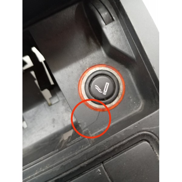 Porta Objetos Acendedor Console Volkswagen Jetta 2009 2010 Preto