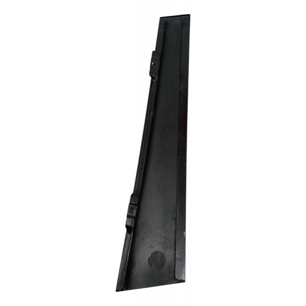 Moldura Coluna Porta Dianteira Direita Vw Polo 1.6 2002 2003