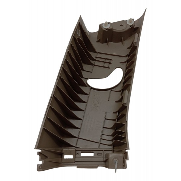 Acabamento Coluna Traseira Direita Kia Sorento 2.4 2014 2015