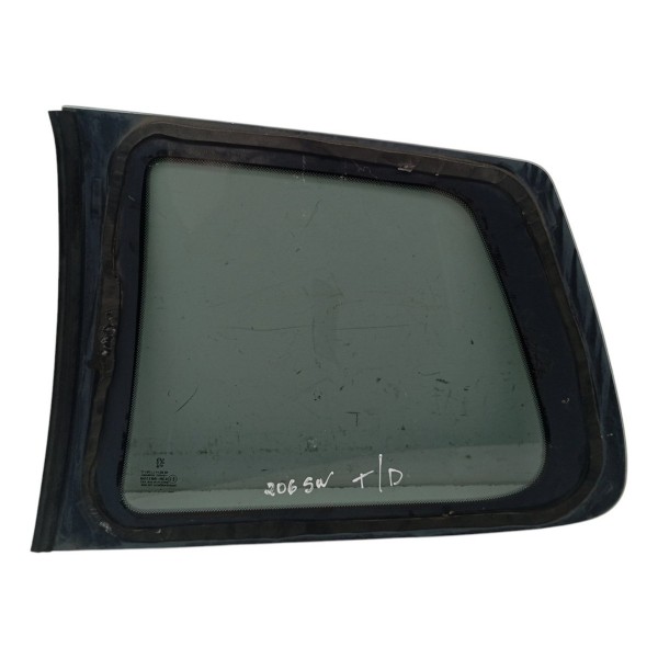 Vidro Fixo Traseiro Direito Peugeot 206 Sw 1.4 2002 2003 04