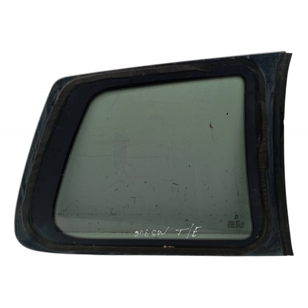 Vidro Fixo Traseiro Esquerdo Peugeot 206 Sw 1.4 2002 2003 04