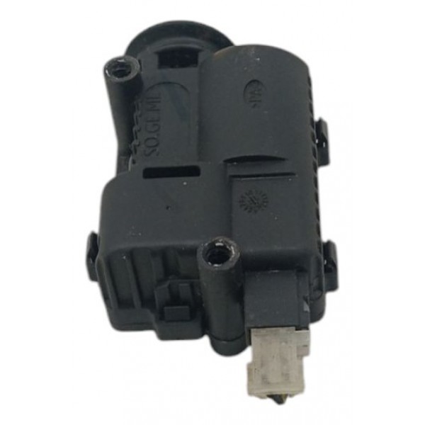 Motor Trava Porta Malas Chevrolet Onix 2014 2015 2016 2017