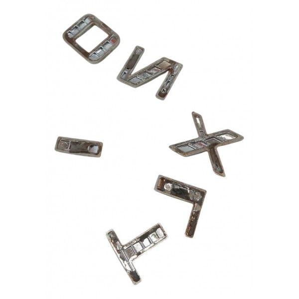 Emblema Tampa Traseira Chevrolet Onix 2014 2015 2016 2017 Cinza