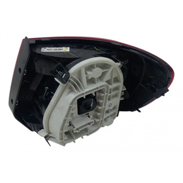 Lanterna Traseira Esquerda Volkswagen Gol G6 2013 2014 2015