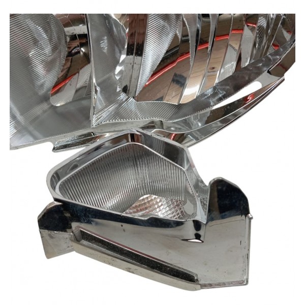 Lente Refletor Farol Esquerdo Fiat Argo 2017 2018 2019 2020