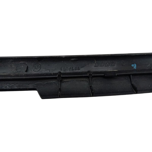 Soleira Dianteira Direita Fiat Uno 2009 2010 2011