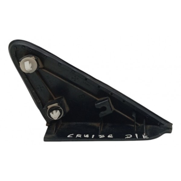 Moldura Externa Retrovisor Esquerdo Gm Cruze Sedan 2013 2014