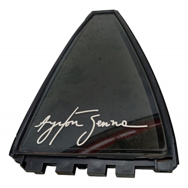 Vidro Fixo Traseiro Esquerdo Toyota Corolla Fielder 2006