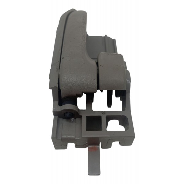 Maçaneta Interna Dianteira Direita Toyota Fielder 2006 2007