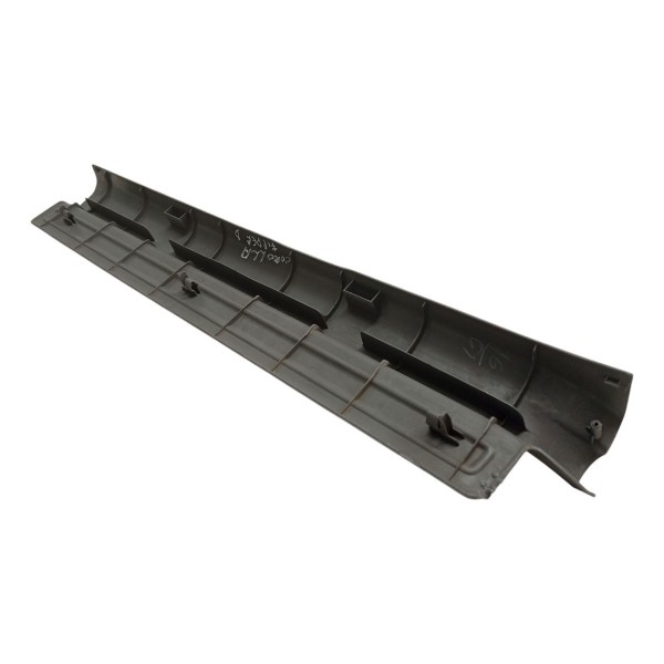 Moldura Soleira Dianteira Direita Toyota Fielder 2006 2007