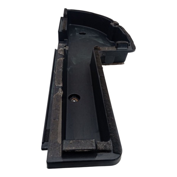 Acabamento Porta Malas Esquerdo Toyota Fielder 2006 Detalhe