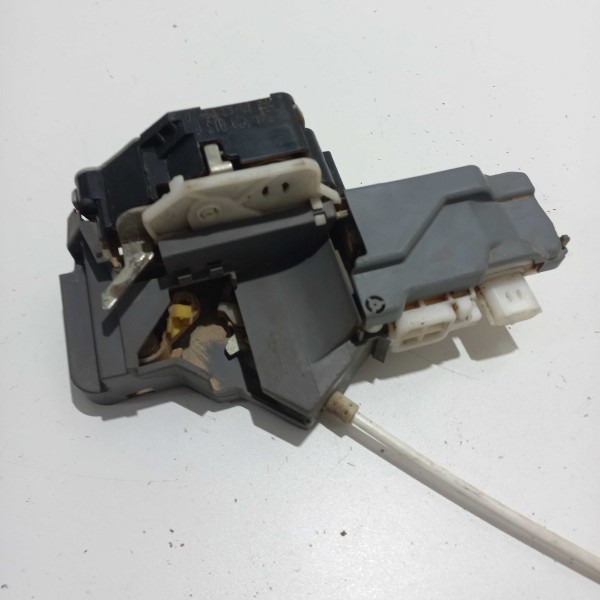 Fechadura Porta Traseira Esquerda Volkswagen Gol G4