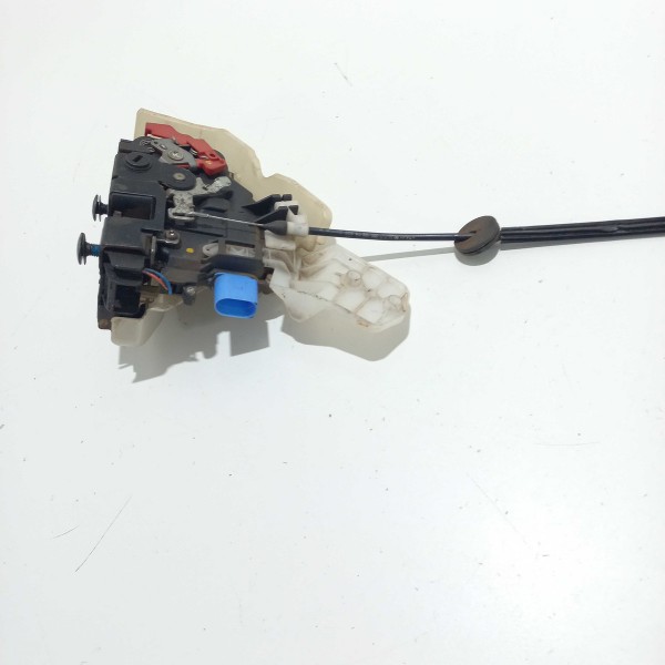 Fechadura Porta Traseira Esquerda Volkswagen Jetta 2010
