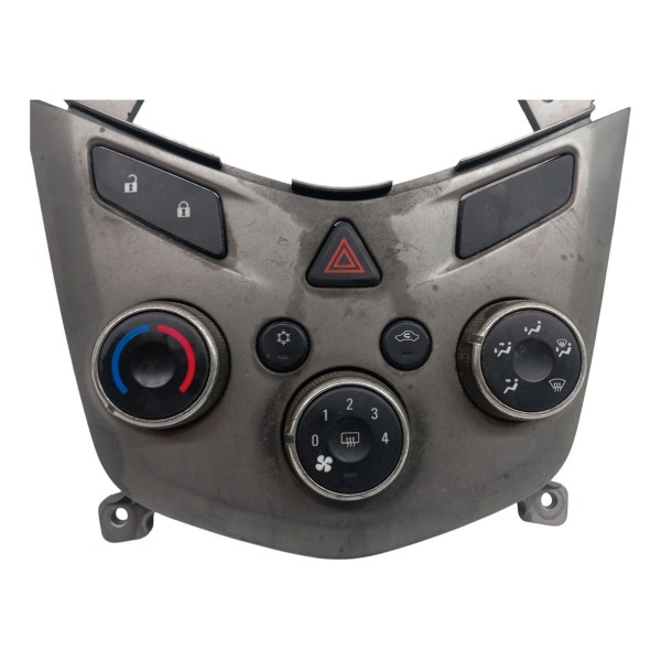 Comando Ar Condicionado Chevrolet Sonic 2011 2012 2013