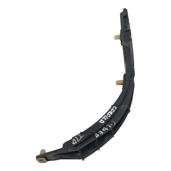 Guia Parachoque Traseiro Direito Toyota Corolla Fielder 2006