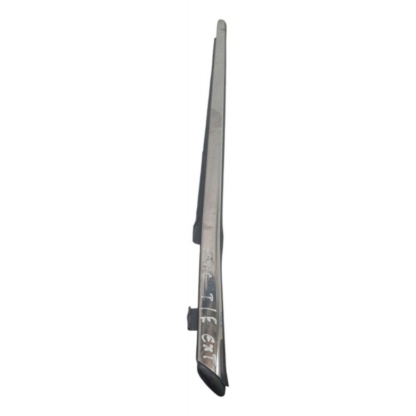 Pestana Externa Traseira Esquerda Chevrolet Sonic 2012 2013