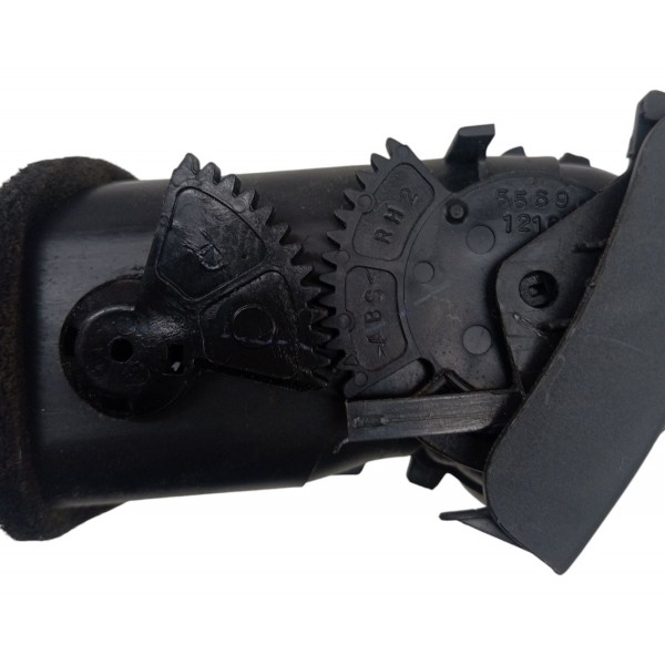 Difusor Ar Lateral Direito Painel Toyota Fielder 2006 2007