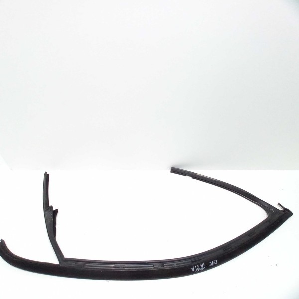 Guarnição Porta Dianteira Direita Volkswagen Jetta 2010 Q