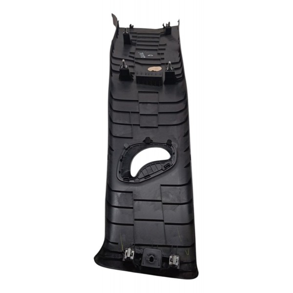 Acabamento Central Coluna Direita Chevrolet Onix 2020 2021